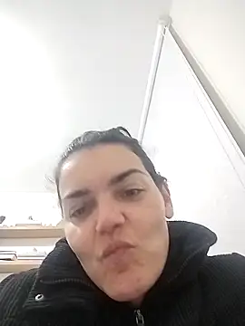 Snapshot of escritorasafada chatting on 27, 9, 2025 escritorasafada online show from 27, 9, 2025