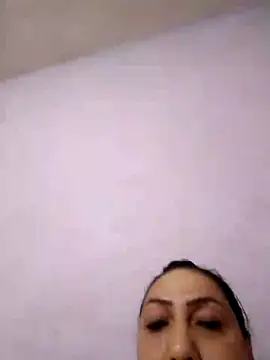 Snapshot of Osha10 chatting on 10, 12, 2024 Osha10 online show from 10, 12, 2024