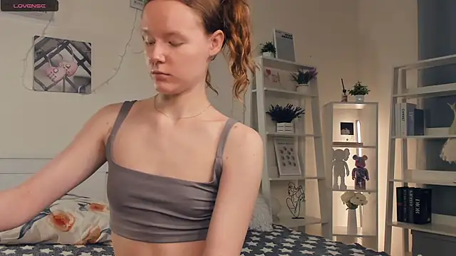 ZaraBluitt online show from 26, 10, 2025