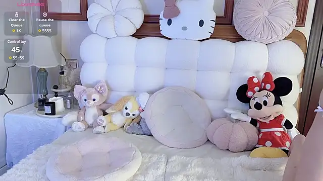 Unique-yiyi online show from 26, 12, 2024