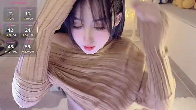 Unique-yiyi online show from 26, 11, 2025