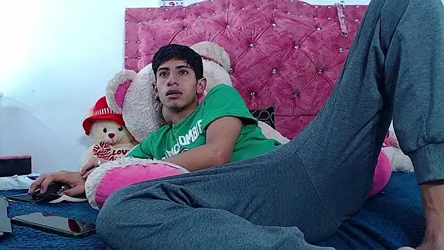 Snapshot of BIG_cockpether chatting on 12, 1, 2025 BIG cockpether online show from 12, 1, 2025