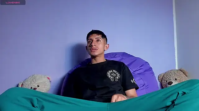 Snapshot of BIG_cockpether chatting on 11, 10, 2025 BIG cockpether online show from 11, 10, 2025