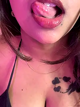 wildestcouplee online show from 12, 11, 2025