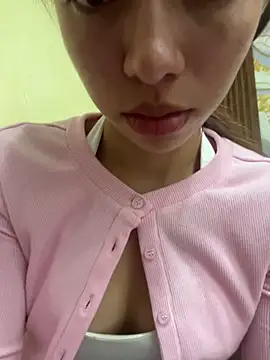 Aaliyah Salma online show from 31, 5, 2026
