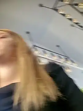 SUSELLAM1 online show from 5, 3, 2025