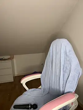 Snapshot of LeMagique- chatting on 12, 2, 2025 LeMagique- online show from 12, 2, 2025