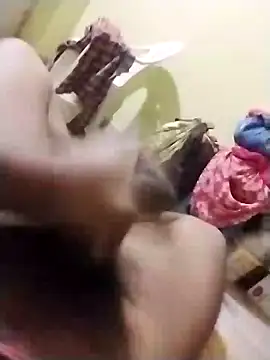 Snapshot of Muscular02 chatting on 14, 2, 2025 Muscular02 online show from 14, 2, 2025