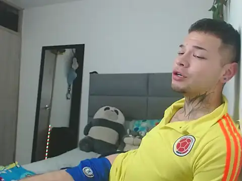 MarceloMilk online show from 3, 10, 2025