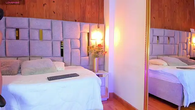 Saori newman online show from 23, 3, 2025