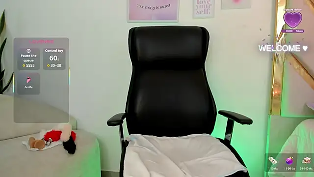 Snapshot of Goddess__Lilith chatting on 29, 10, 2025 Goddess Lilith online show from 29, 10, 2025