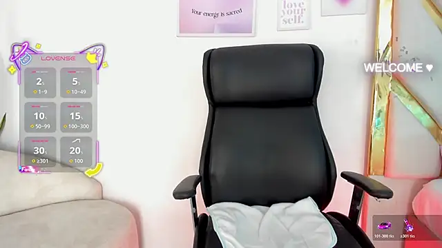 Snapshot of Goddess__Lilith chatting on 2, 11, 2025 Goddess Lilith online show from 2, 11, 2025