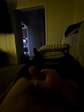 Snapshot of danferguson8686 chatting on 3, 12, 2025 danferguson8686 online show from 3, 12, 2025