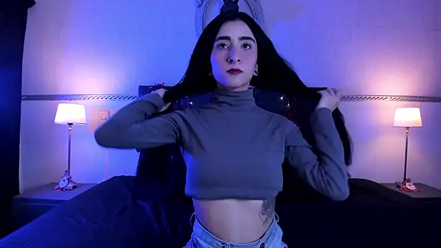 Snapshot of RomeroMoon chatting on 24, 12, 2024 RomeroMoon online show from 24, 12, 2024