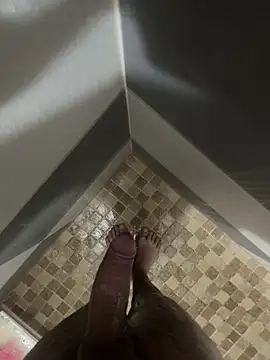 Snapshot of mylovetr1 chatting on 18, 12, 2024 mylovetr1 online show from 18, 12, 2024