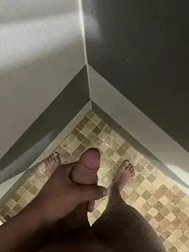 Snapshot of mylovetr1 chatting on 9, 2, 2025 mylovetr1 online show from 9, 2, 2025