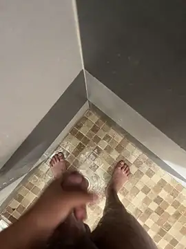 Snapshot of mylovetr1 chatting on 14, 9, 2025 mylovetr1 online show from 14, 9, 2025