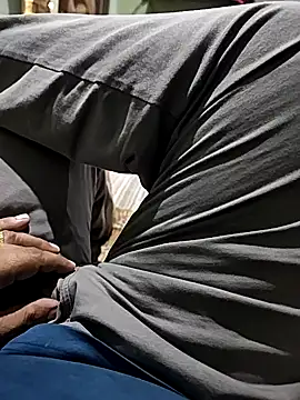 Snapshot of lofarinsan chatting on 5, 10, 2025 lofarinsan online show from 5, 10, 2025