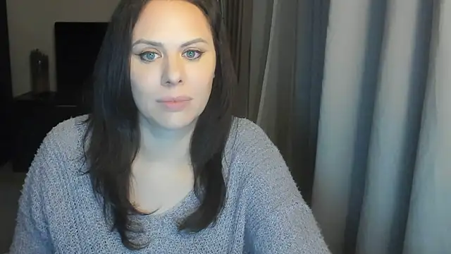 MollyCheiz online show from 10, 3, 2026