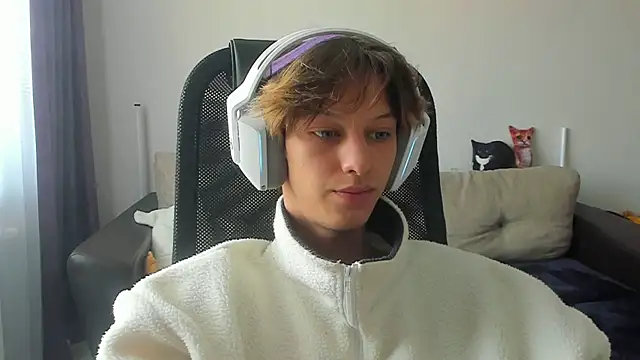 Ostin meow online show from 9, 9, 2025