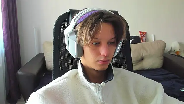 Ostin meow online show from 3, 10, 2025