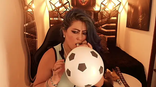 Snapshot of scarleth_blue chatting on 3, 7, 2026 scarleth blue online show from 3, 7, 2026