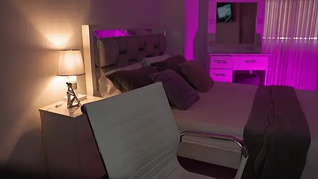 Camilaa bueno online show from 19, 12, 2024