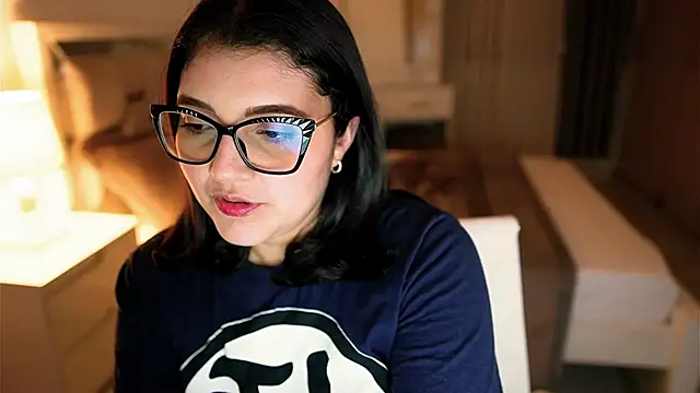 Camilaa bueno online show from 18, 9, 2025