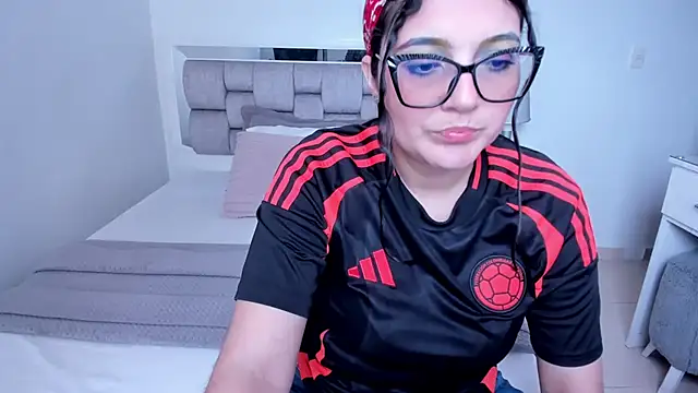 Camilaa bueno online show from 3, 7, 2026