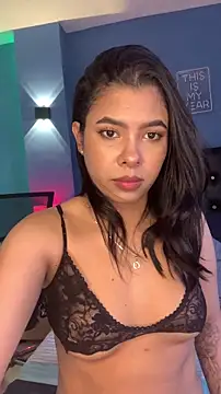 Snapshot of sharon_and_myke chatting on 17, 11, 2025 sharon and myke online show from 17, 11, 2025