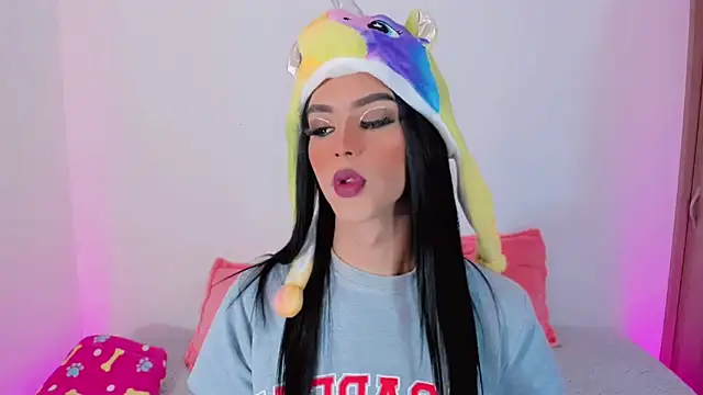 Ashley Reminton online show from 19, 3, 2025