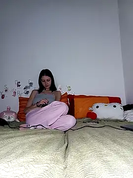 ella grays online show from 26, 3, 2026