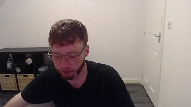 PrettyGinger online show from 5, 12, 2024