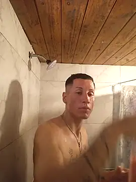 Snapshot of FlacoDani chatting on 9, 9, 2025 FlacoDani online show from 9, 9, 2025