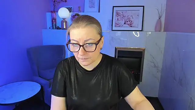 AlexandraKind online show from 15, 3, 2025