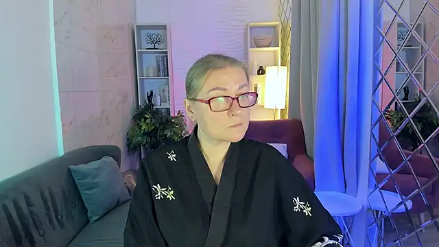 AlexandraKind online show from 14, 10, 2025