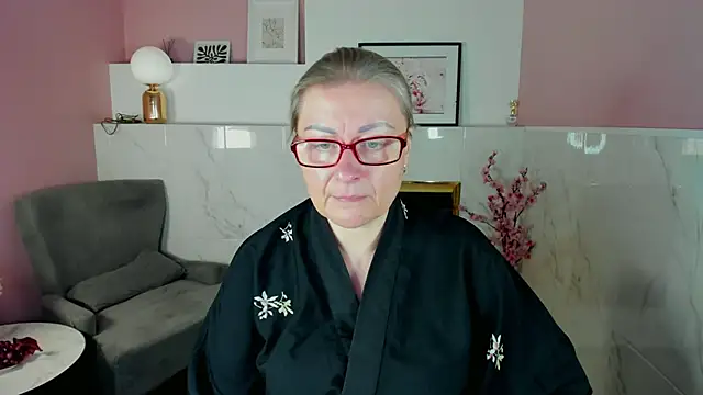 AlexandraKind online show from 25, 10, 2025