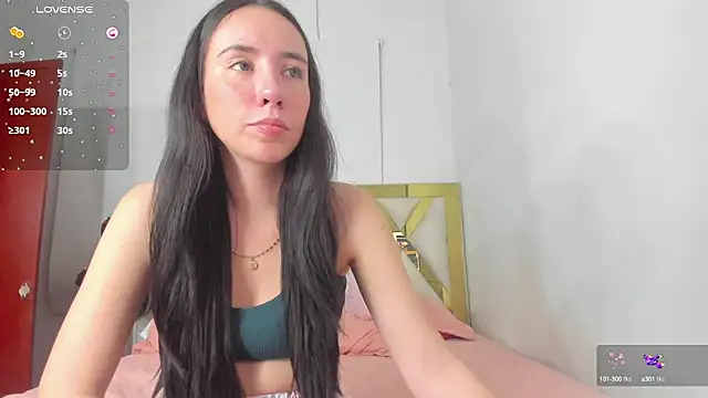 Snapshot of rousee_yareldss chatting on 16, 1, 2025 rousee yareldss online show from 16, 1, 2025