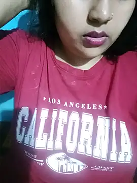 Snapshot of Love-Veronica chatting on 2, 6, 2026 Love-Veronica online show from 2, 6, 2026
