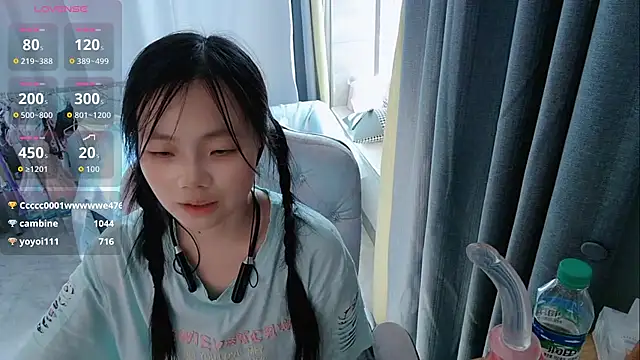 Lena-yyds online show from 4, 10, 2025