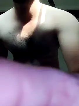 smartboy010101 online show from 9, 12, 2024