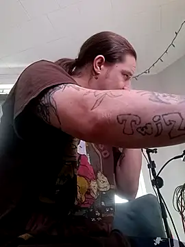 ChuckyyDee online show from 10, 5, 2026