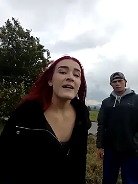 Snapshot of laura_arias018 chatting on 19, 11, 2025 laura arias018 online show from 19, 11, 2025