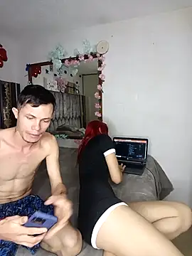 Snapshot of laura_arias018 chatting on 22, 11, 2025 laura arias018 online show from 22, 11, 2025