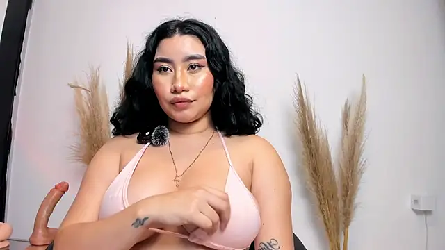 leylaclintonxx online show from 1, 2, 2025