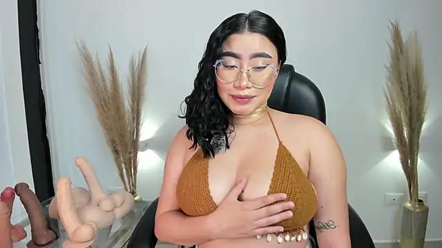 leylaclintonxx online show from 15, 3, 2025