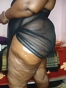 Snapshot of Sweetblackassxxx505 chatting on 25, 6, 2026 Sweetblackassxxx505 online show from 25, 6, 2026