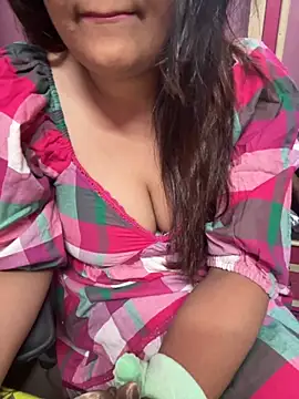 Snapshot of _nishalove19 chatting on 26, 9, 2025 nishalove19 online show from 26, 9, 2025
