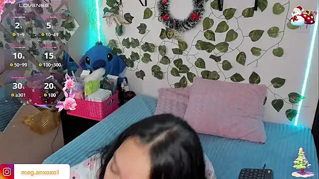 Snapshot of Megan_sophia2 chatting on 5, 12, 2024 Megan sophia2 online show from 5, 12, 2024