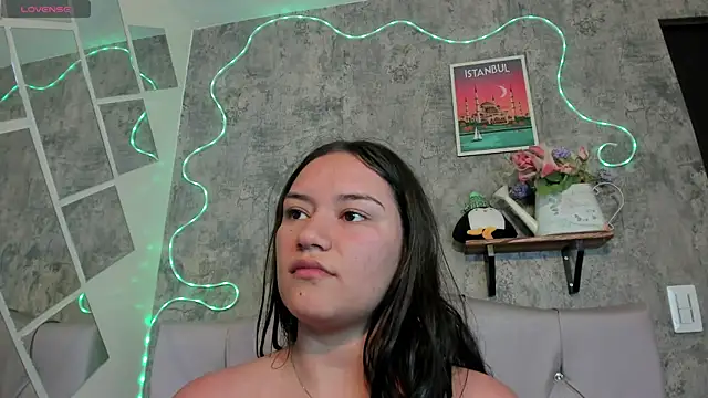 Snapshot of Megan_sophia2 chatting on 15, 9, 2025 Megan sophia2 online show from 15, 9, 2025